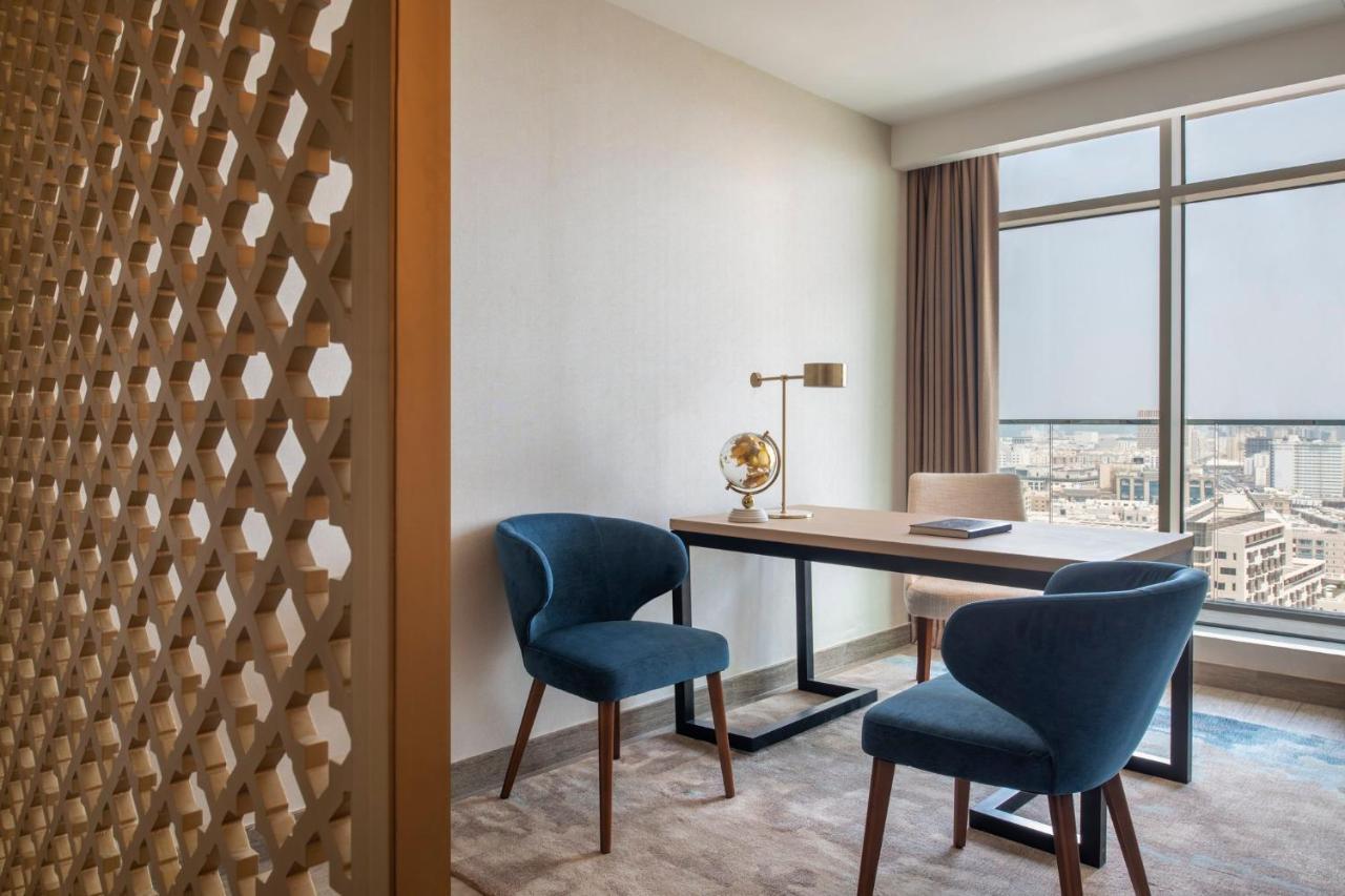 Abesq Doha Hotel And Residences, An Ihg Hotel מראה חיצוני תמונה